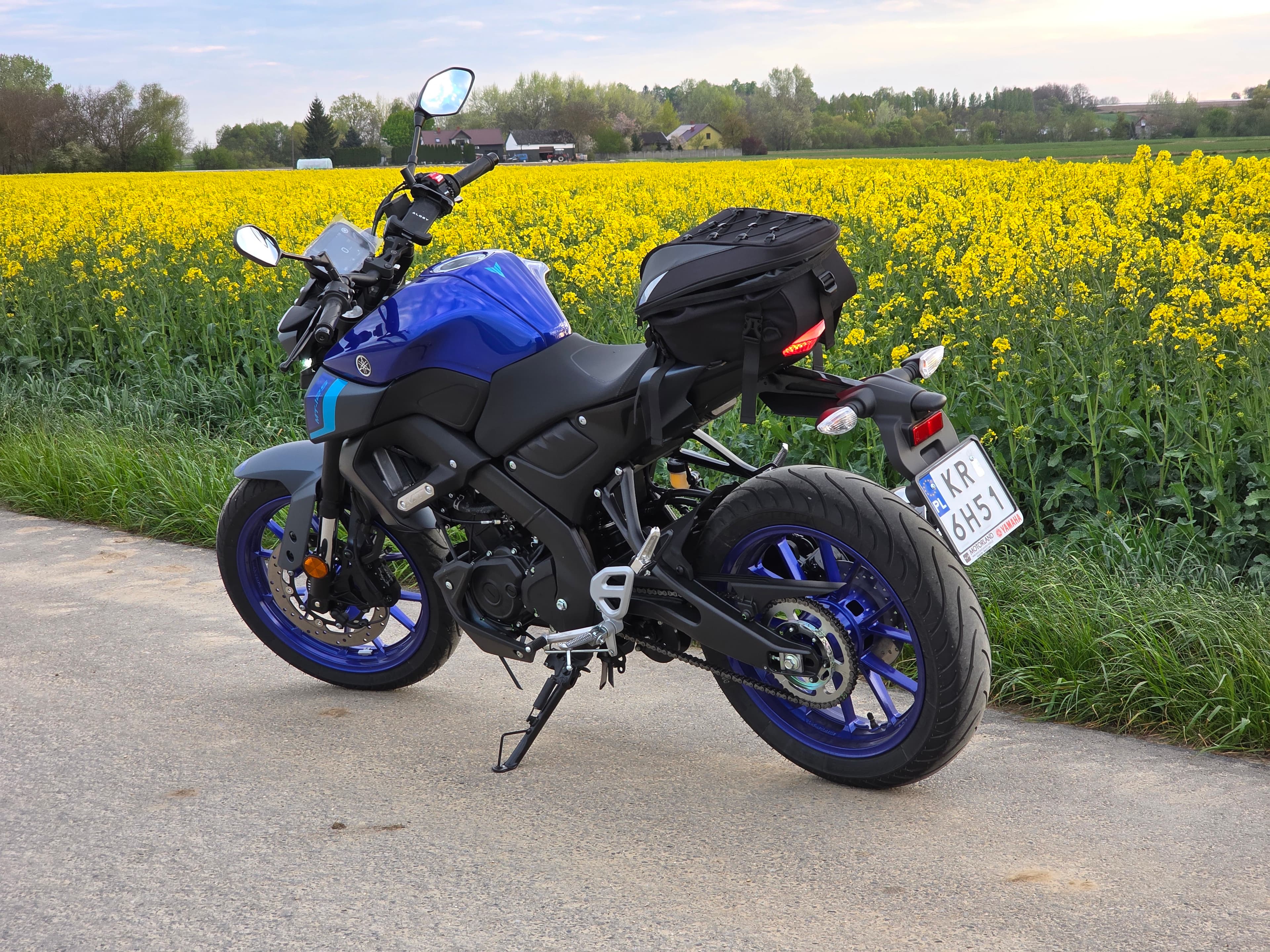 Yamaha MT-125 2026 — wypożyczalnia motocykli Kraków — zdjęcie 3