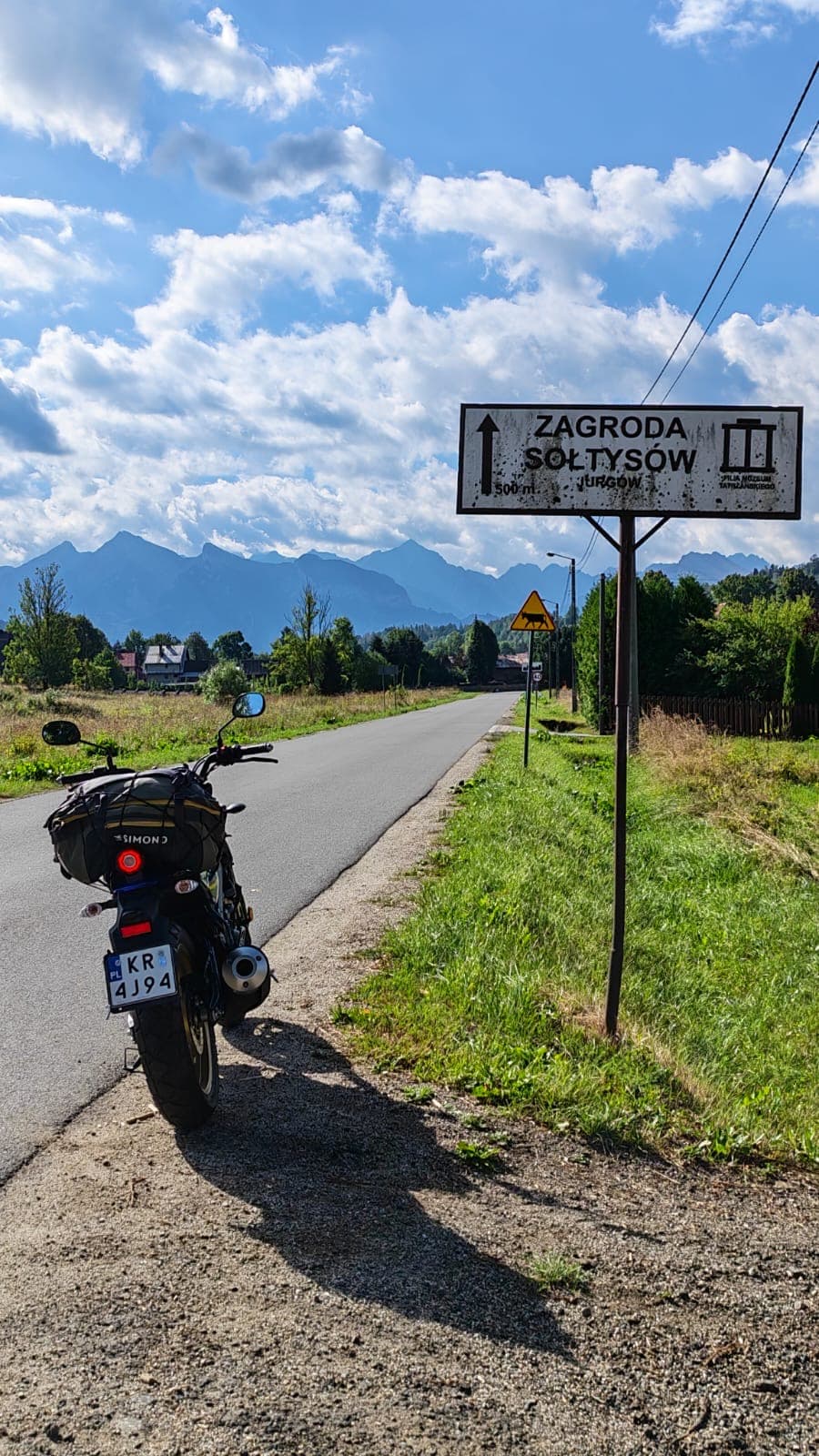 Yamaha XSR125  — wypożyczalnia motocykli Kraków — zdjęcie 3