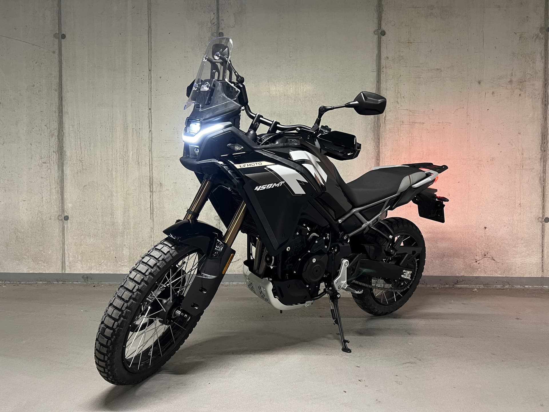 CFMOTO 450MT